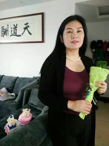 浓情五月天,感恩母亲节---健康路小学五(6)班同学感恩妈妈的生活掠影