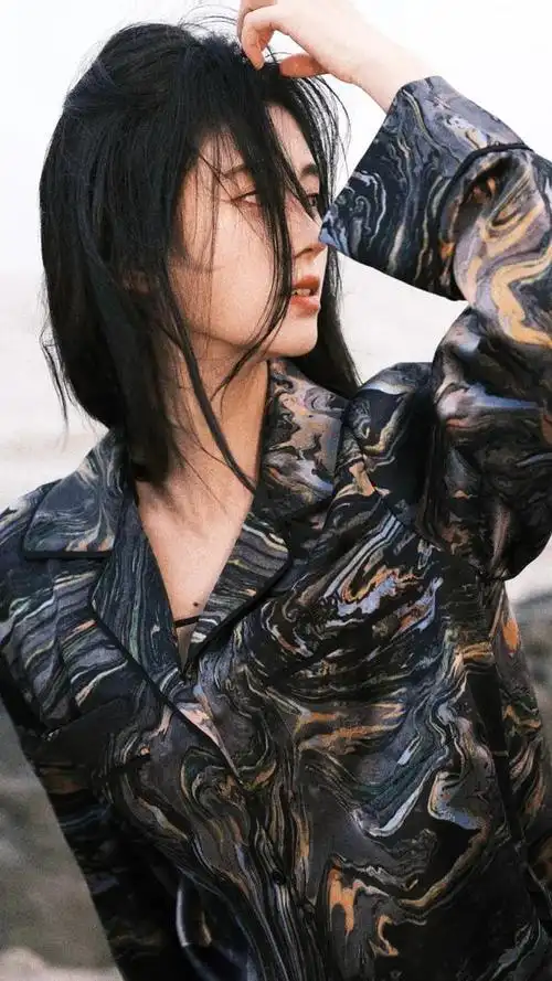 美女系列壁纸第175期-鞠婧祎