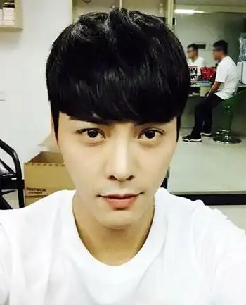 男生锅盖头发型图片大全 呆萌又帅气