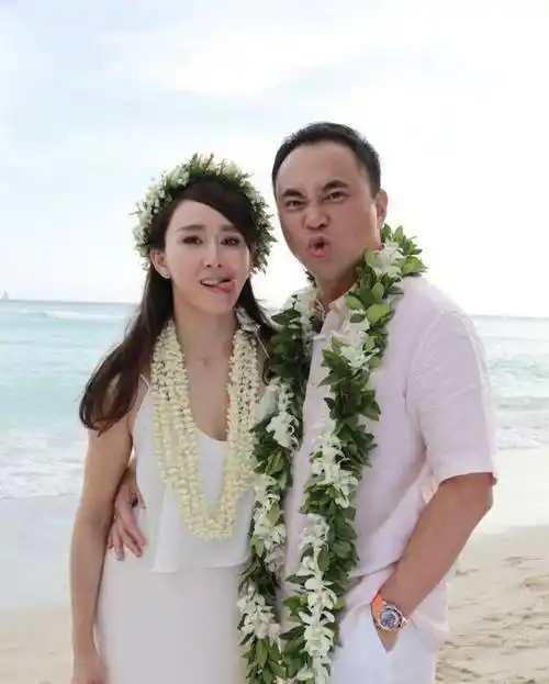 她曾是章子怡班的班花,却巅峰时期嫁入豪门隐退生子成人生赢家!