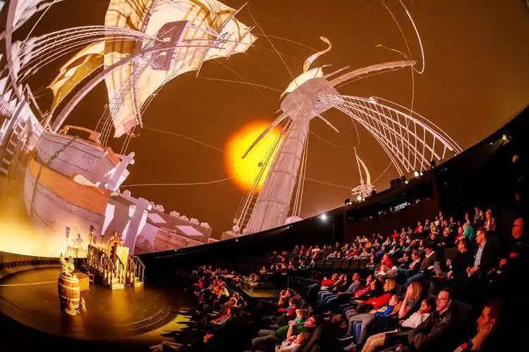 3d hybrid dome theater creates 700m2 immersive experience