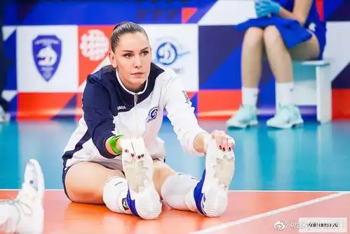 冈察洛娃的手都没有伸直就能摸到鞋底……|俄罗斯女排|冈察洛娃|世界