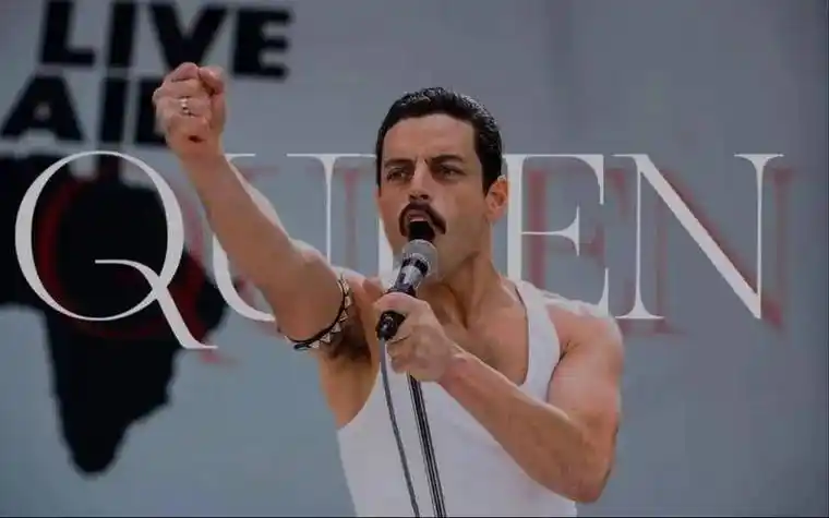 《波西米亚狂想曲》中布莱恩·辛格的音乐传记片独特的叙事策略