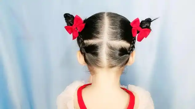 儿童双丸子头这样扎简单又好看