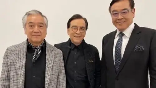 同母异父兄弟秦沛姜大卫尔冬升罕见同框三兄弟长相相似