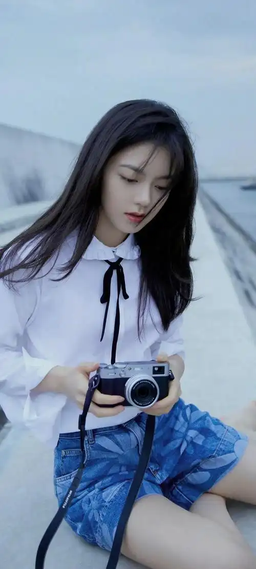 美女系列壁纸第134期——赵今麦,这位当红小花旦,以其清新脱俗的气质