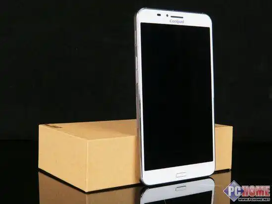 7英寸真八核跨界旗舰机 酷派大神评测