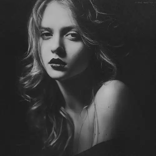 黑白人像,古典肖像摄影图片学习参考素材-乌克兰摄影师paul apal_kin