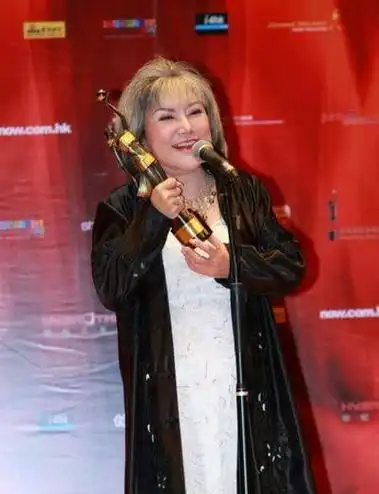 昔日美若天仙的邵音音,如今脸蛋成为老巫婆,整容失败代价太惨重