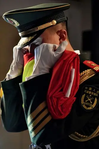 李涛摄这位曾经的护卫队员入伍两年多了,和北京武警十支队的所有官兵