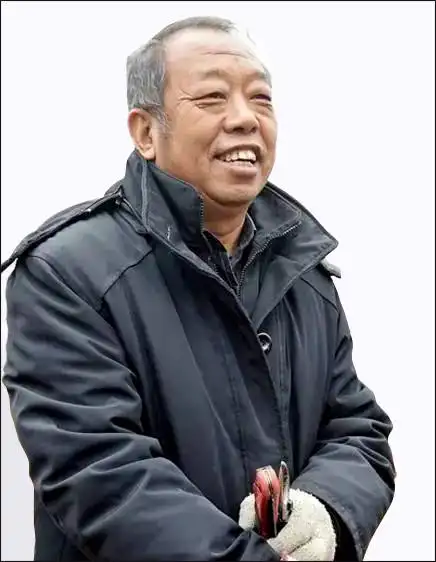 李保国燃尽生命耀太行