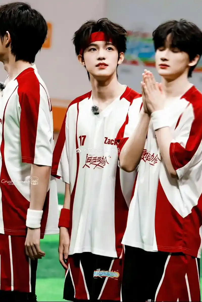 新的"三张"已经出现啦#时代峰峻运动会 #张泽禹 #张极 # - 抖音