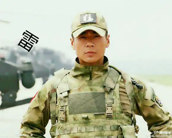 中国陆军狼牙特战基地雷电突击队队长—雷战   严峻冷酷,man到爆