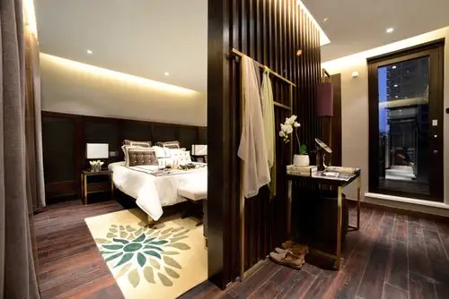 大户型新中式风格卧室隔断装修效果图