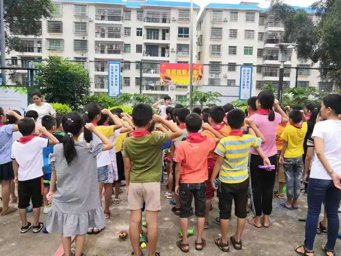 龙坡希望小学2019年秋季"一课一誓一体验"禁毒宣传活动