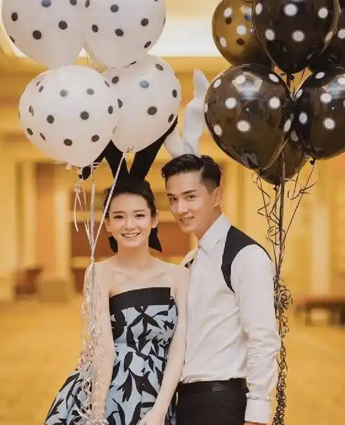 原创戚薇李承铉婚礼照片曝光照片就能看出幸福仿佛看到了沐之晴