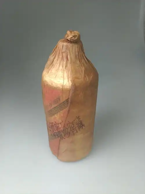 贵州茅台古酒☆マオタイ酒☆1953年☆未开栓未开栓陶瓶