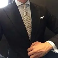 正装头像男上半身_微信头像图片大全