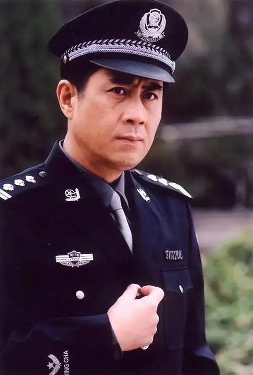 演员郭凯敏与相伴6年的张芝华离婚后回头娶尤勇前妻终得到幸福