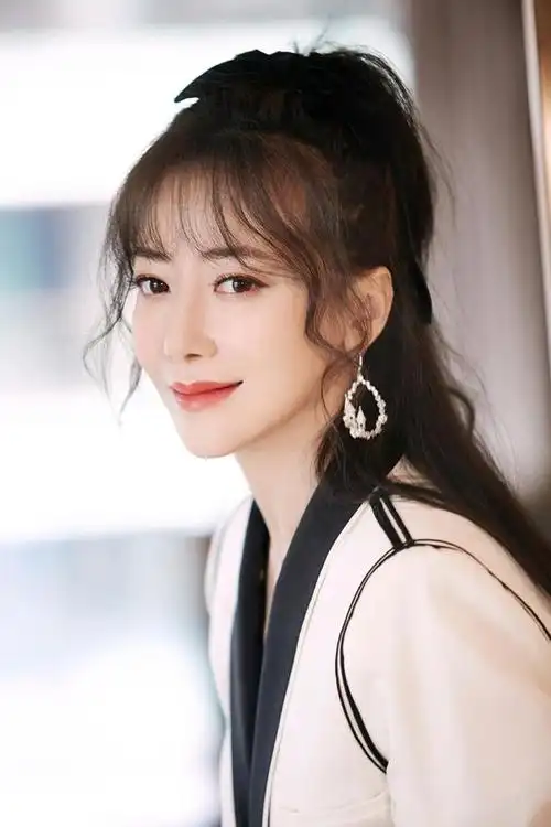 小鸡嘴,地包天,这5位女星看似貌美如花,实则奇怪|杨幂|杨颖|金晨