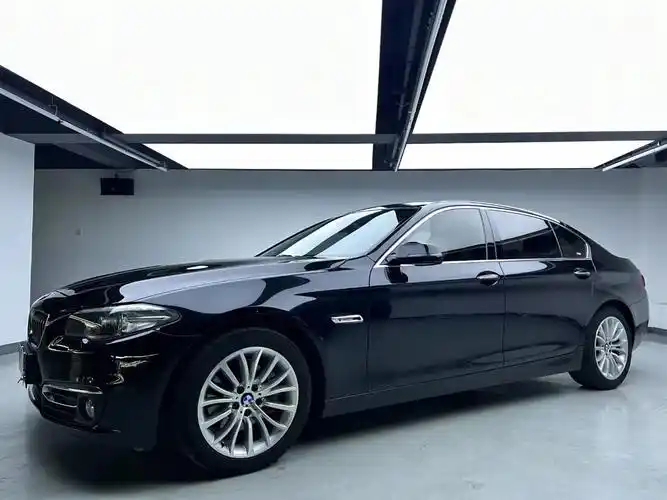 17年宝马5系16