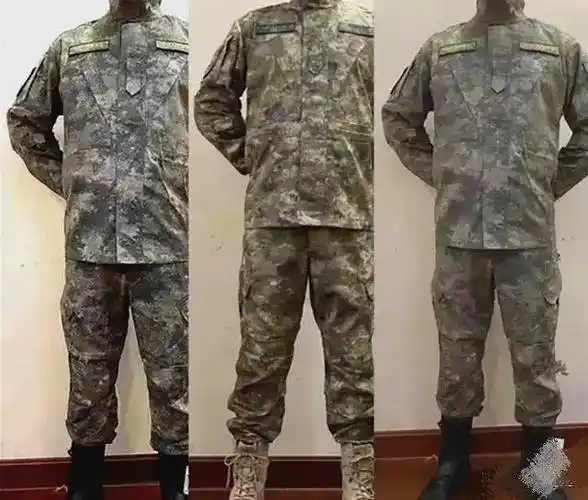 图片来自网络一,作训服的设计发生了变化19式通用作训服,采用了立领带