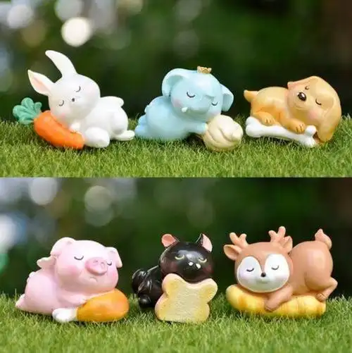 可爱的玩具动物小摆件