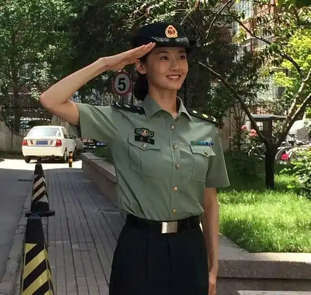 浪子贤妻苗苗:新婚3月郑恺出没夜店,有孕在身被心疼上热搜