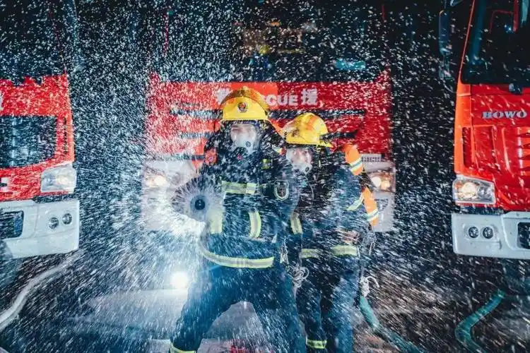 中国消防救援队伍的责任与使命.