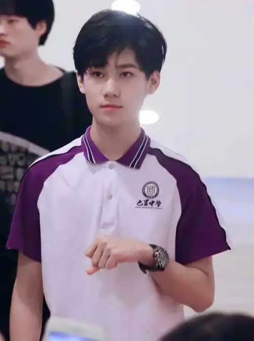 丁程鑫在剧组放饭时拿到高考分数,丁程鑫高考分数出来了吗 - 上广常识