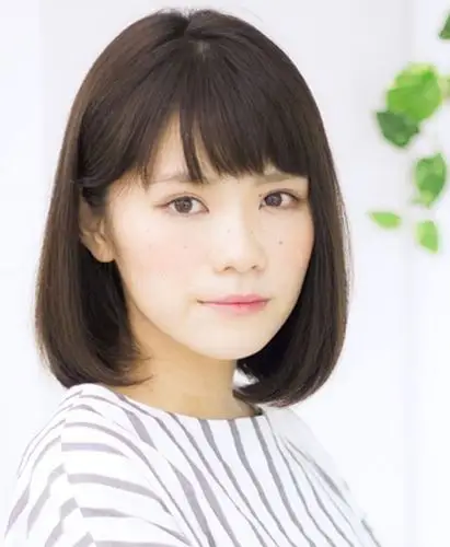 鹅蛋脸女生发型设计微卷内扣最迷人