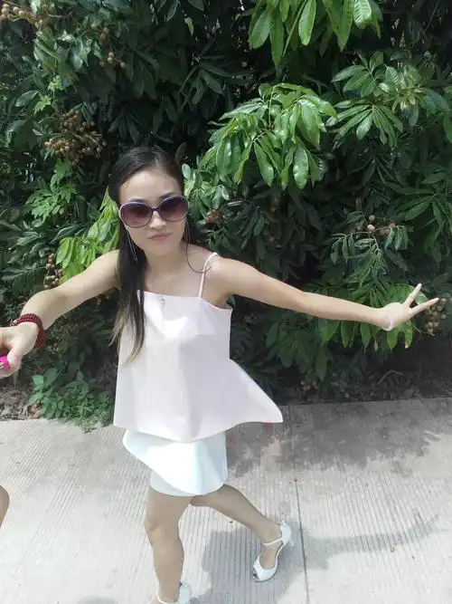 29岁离异女征婚照片(id:94975839)_四川宜宾征婚交友_珍爱网