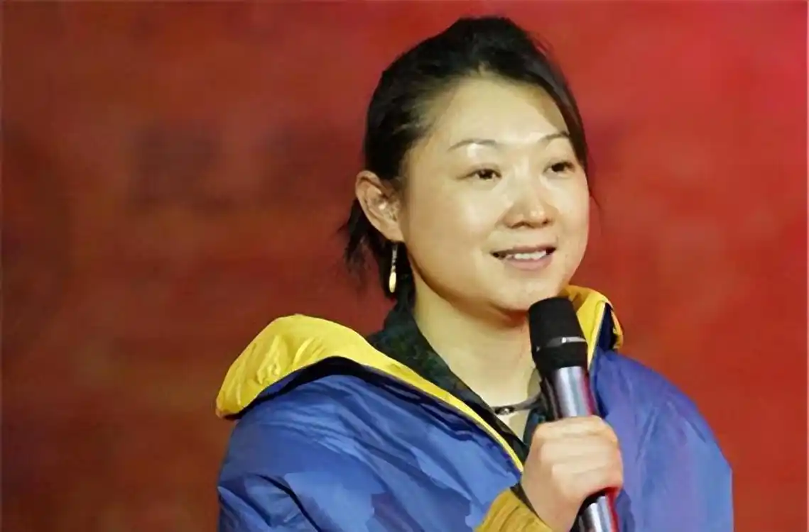 央视主播钱琳琳:二婚带儿子嫁小6岁影帝张译,丁克15年被宠成宝