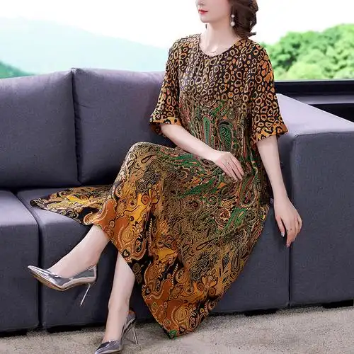 真丝桑蚕丝贵夫人妈妈连衣裙女夏季2021新款大码胖mm高端品牌裙子