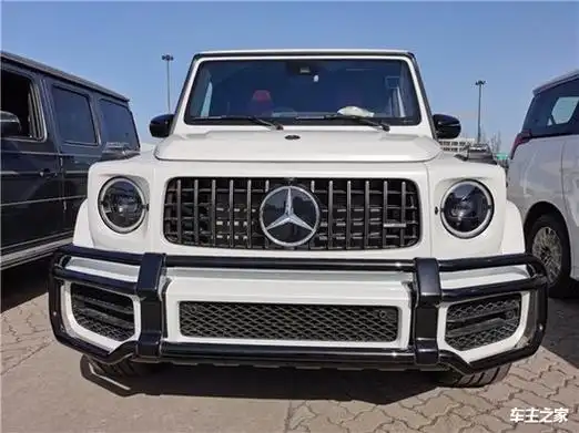 2023款奔驰g350时刻保持的全方位视野