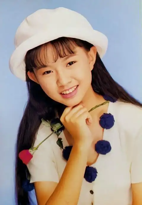 708090后的经典童星歌星卓依婷长大后很漂亮