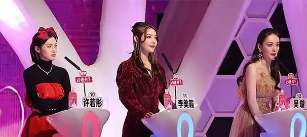 过去,《非诚勿扰》这个节目风靡全国,成为一个大型的社交互动节目