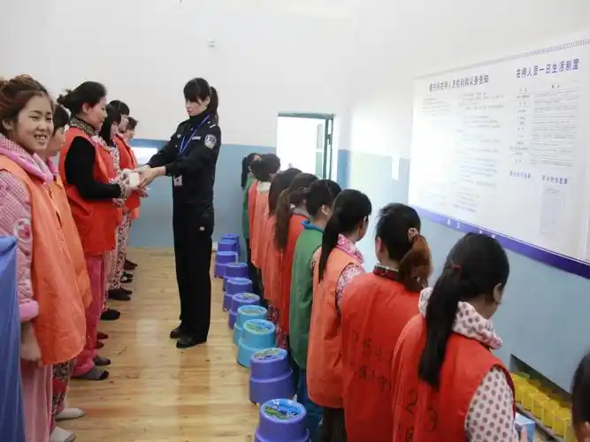 看守所对在押的人员的代管财物损坏,是否赔偿?