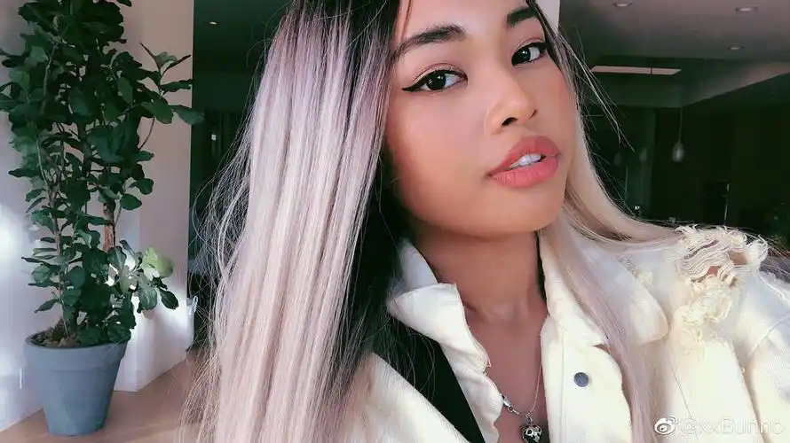 这个中非混血的小姐姐真的长在我审美点上了!