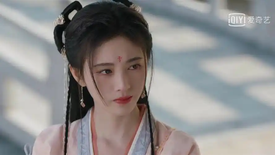 鞠婧祎×如意芳霏二改看简介 - 堆糖,美图壁纸兴趣社区