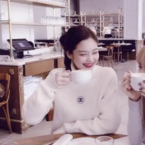 lisa金智妮闺蜜头像