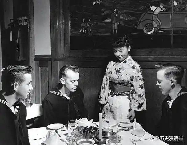 驻日美军军纪败坏,20万日本少女"挺身而出",此后90%患妇科病