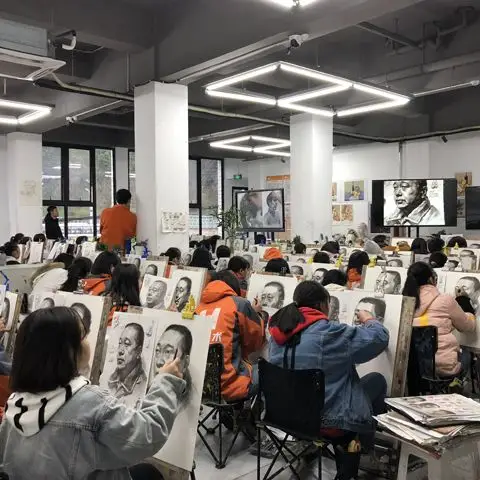 重庆美术画室_华鹰美术学校