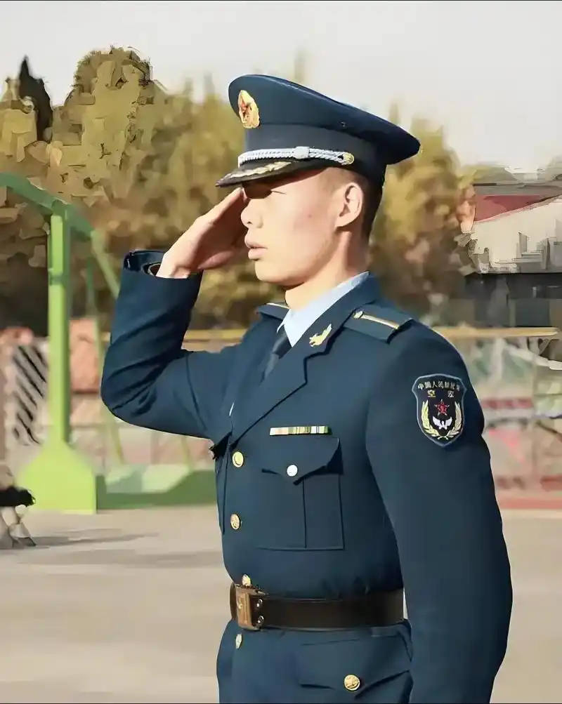 军校#青年学员#空军工程大学近三年录取分数线及位次的整理分析