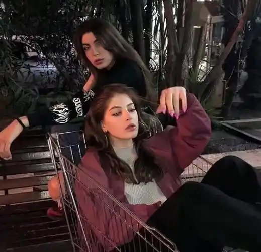 头像| ins风格欧美头像_男女_来自_网络