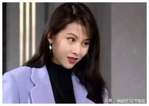 李嘉欣:我18岁真美!关之琳:18岁我更美,袁咏仪:你们让让