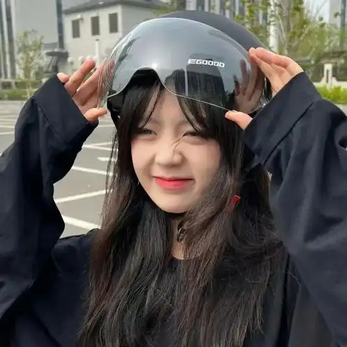 2023最新高冷拽拽的黑衣女生头像_女生头像_我要个性网