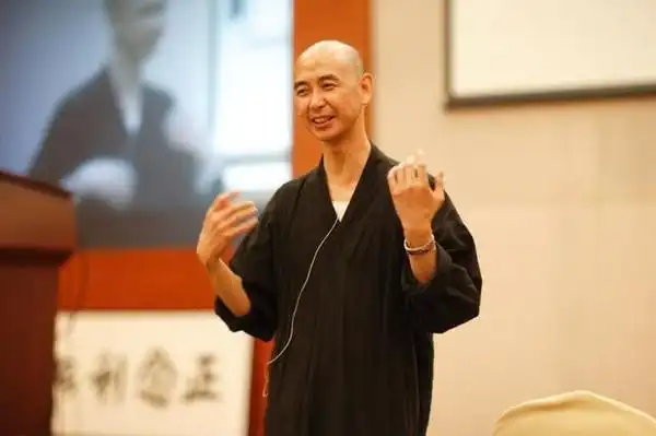 心阳: 第十 贤宗法师 师自幼事佛,童真入道,勤奋好学,事佛以诚.