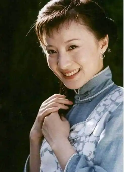 很多琼瑶剧的铁粉会了解这个人物,而还有一部分的人物是通过徐露的