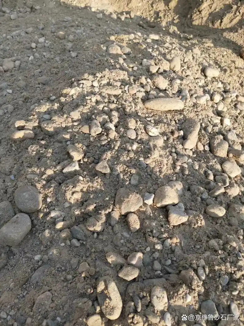 天然级配砂石不同区域的配比